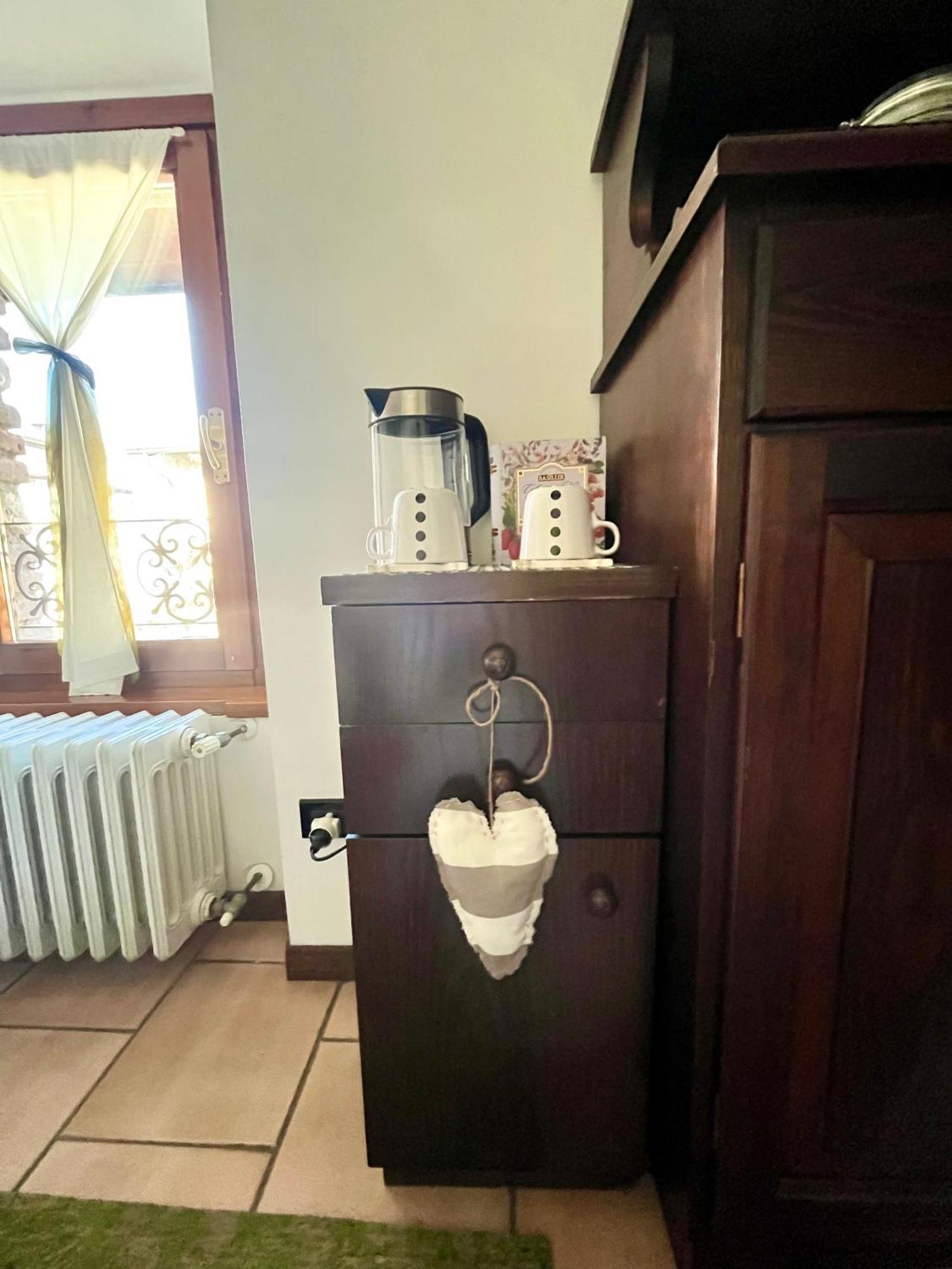 Porto Valentino Apartment Сирмионе Экстерьер фото