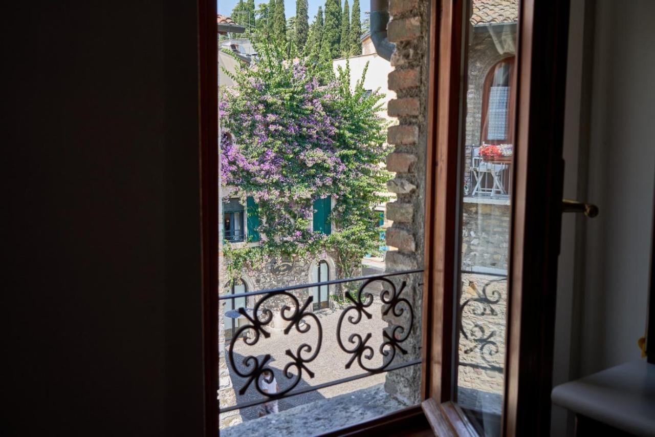 Porto Valentino Apartment Сирмионе Экстерьер фото