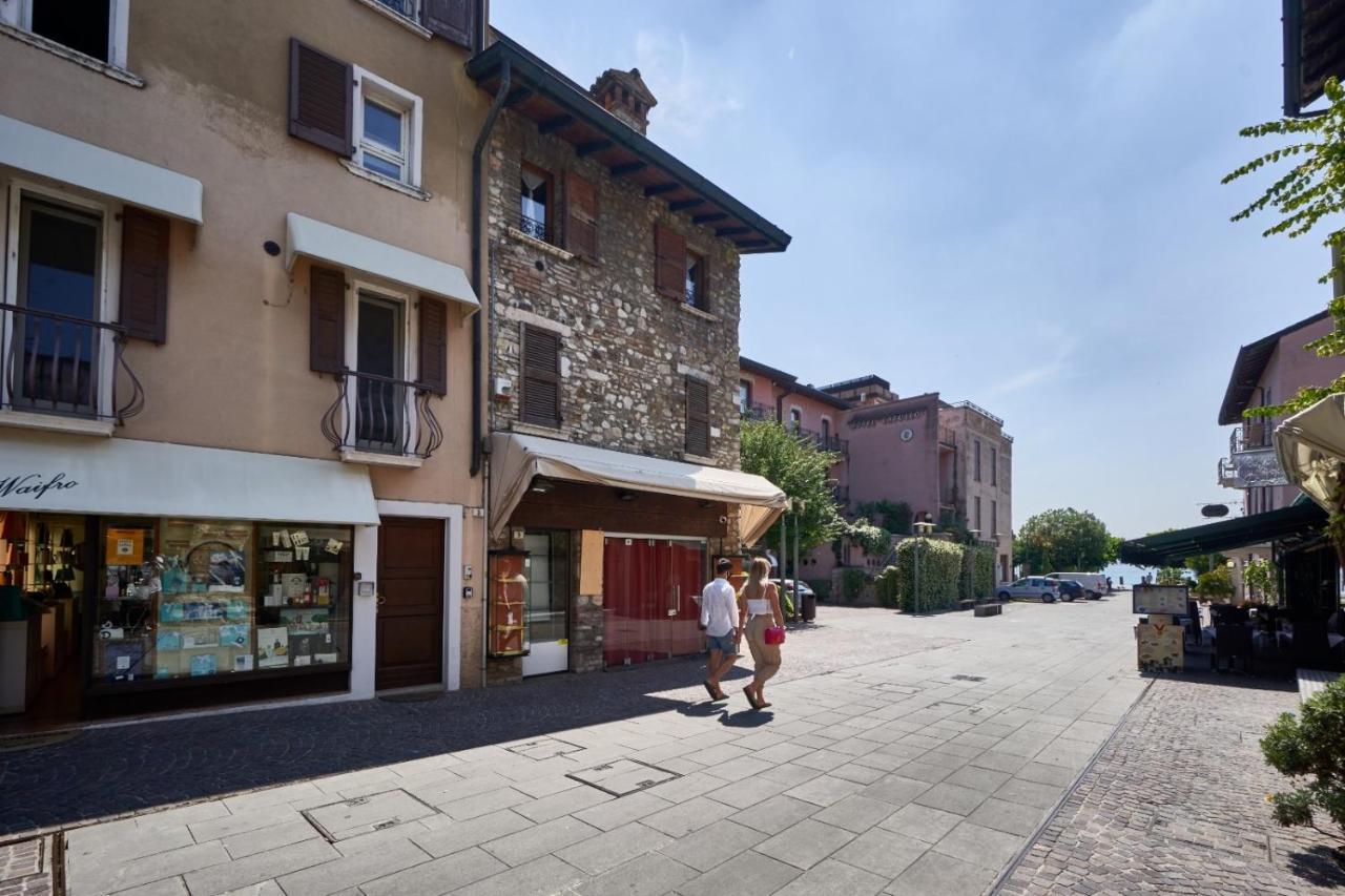 Porto Valentino Apartment Сирмионе Экстерьер фото